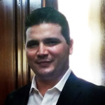 Decorilla interior designer Robiel H.