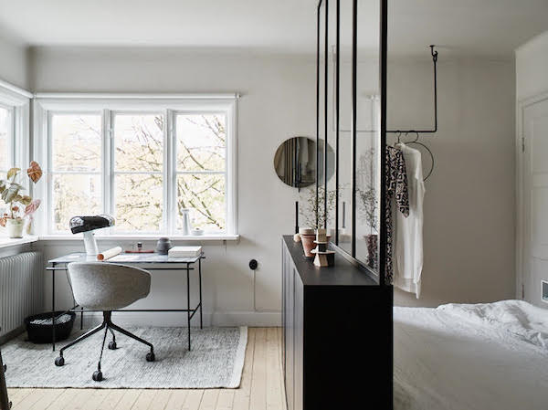 scandinavian interior design clutter free