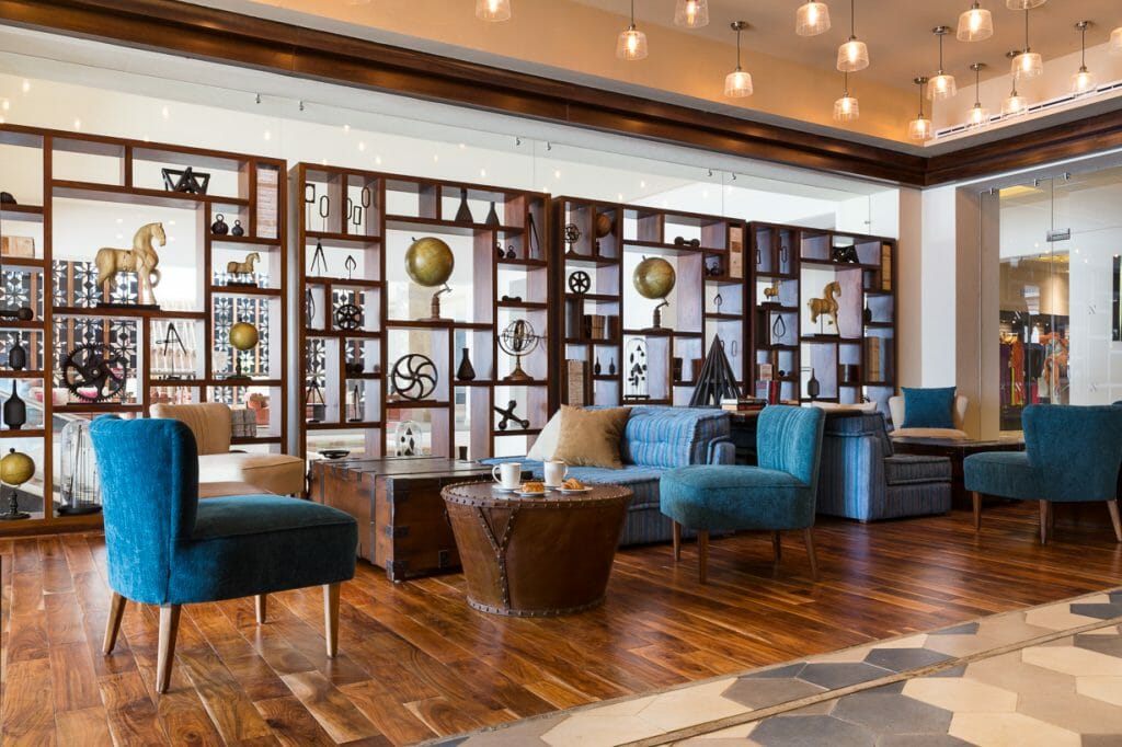 online-interior-designer collaboration project-hyatt