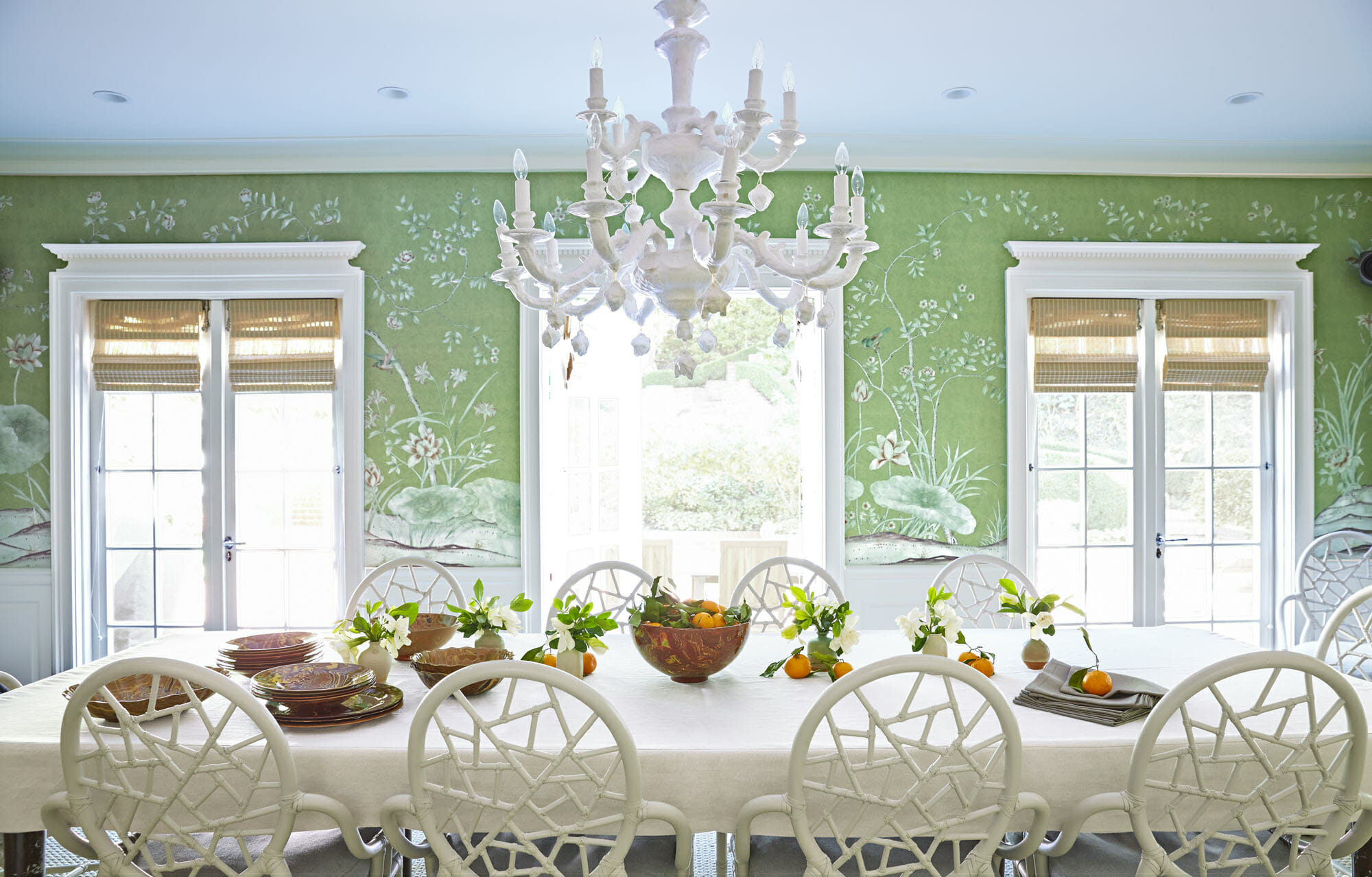 Color Of The Year 2017 By Pantone Is Greenery Dining Room Decorilla Color Of The Year 2017 By Pantone Is Greenery Dining Room