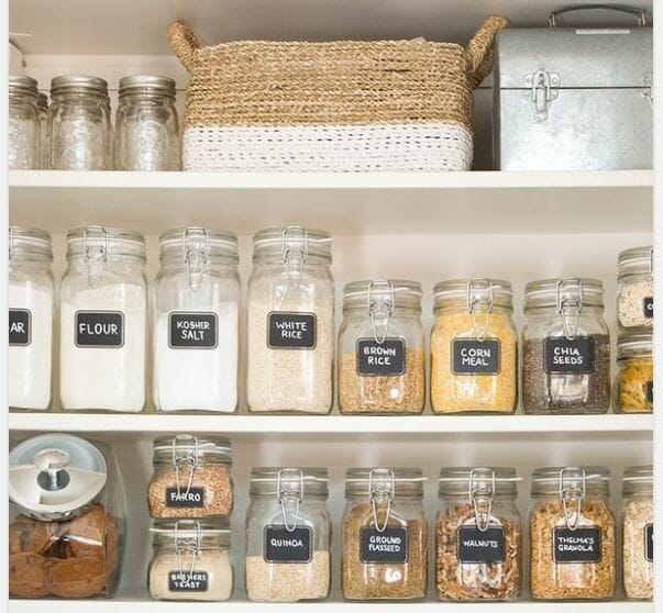 how to organize your home- pantry labels