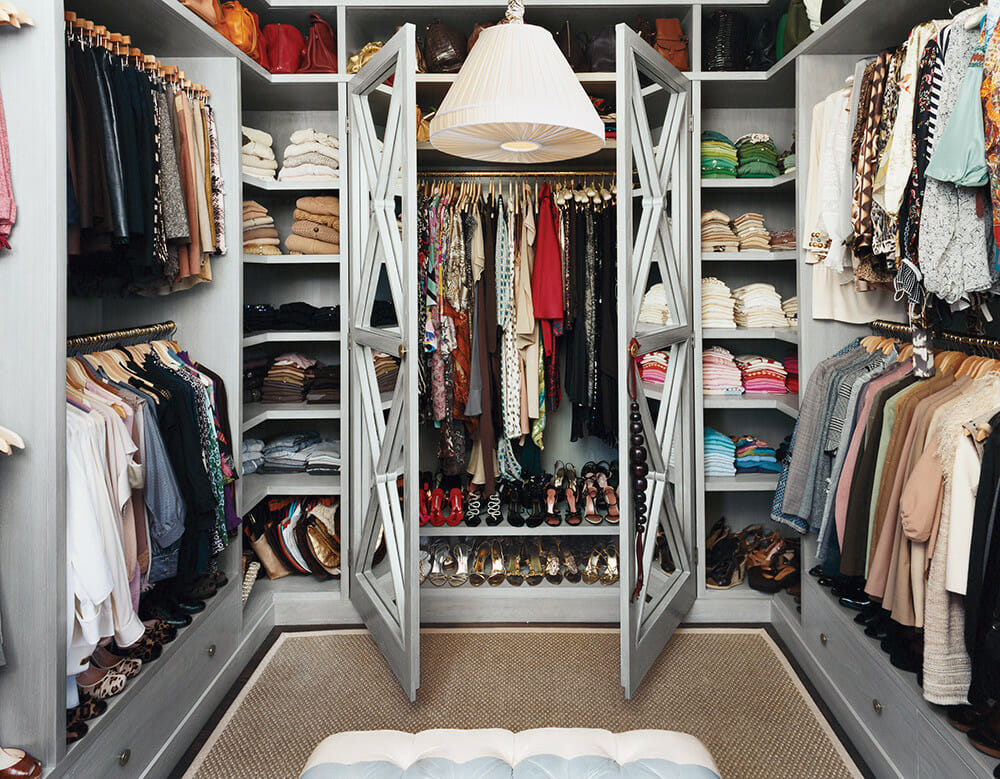 walk-in closet design organized