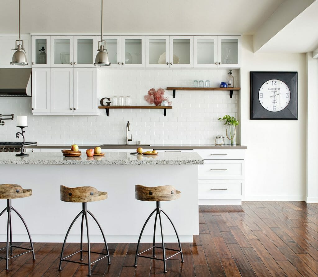 white kitchen open shelving