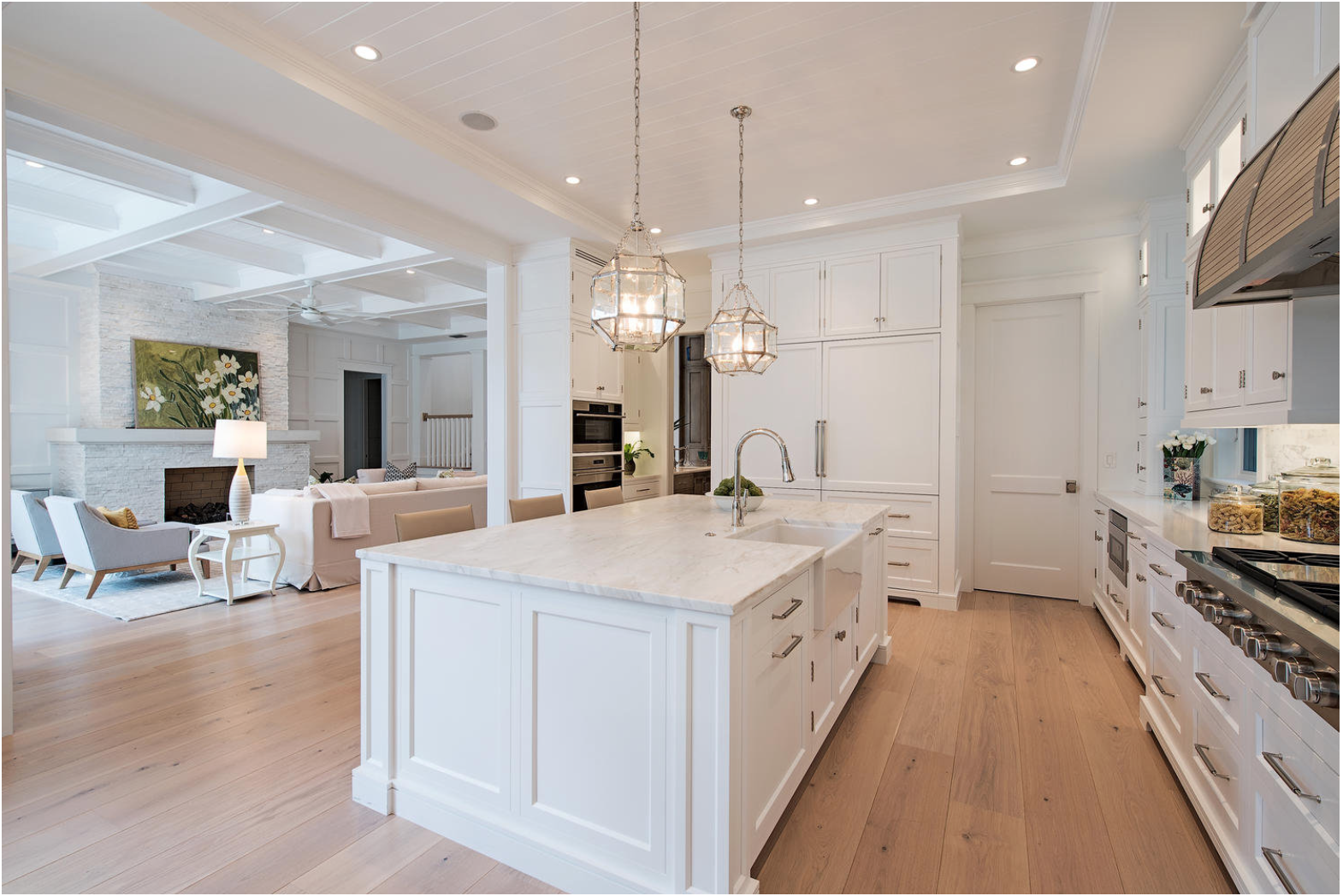 All white interior design by Decorilla Designer Martina D.