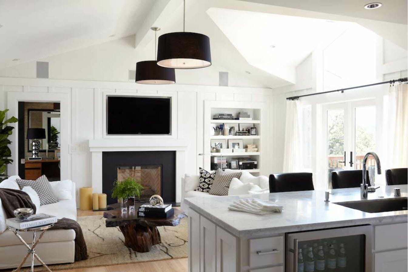 Traditional Black And White Living Room