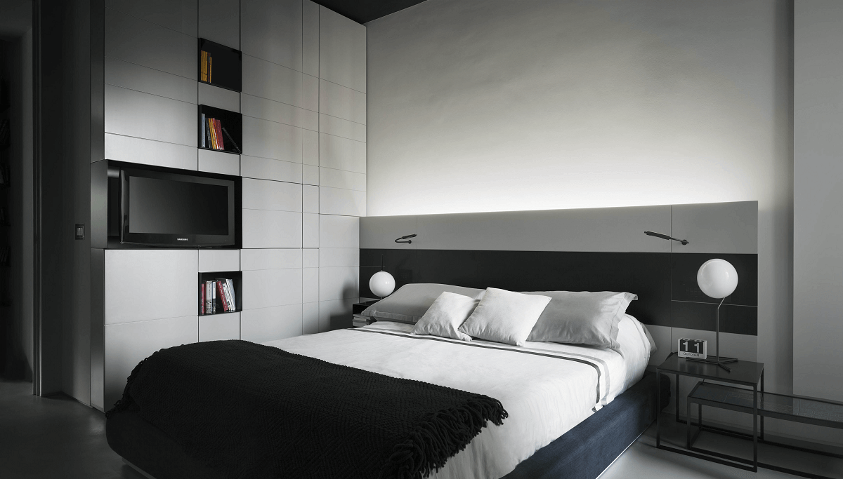 sleek bedroom by Decorilla interior designer, Roberto D.