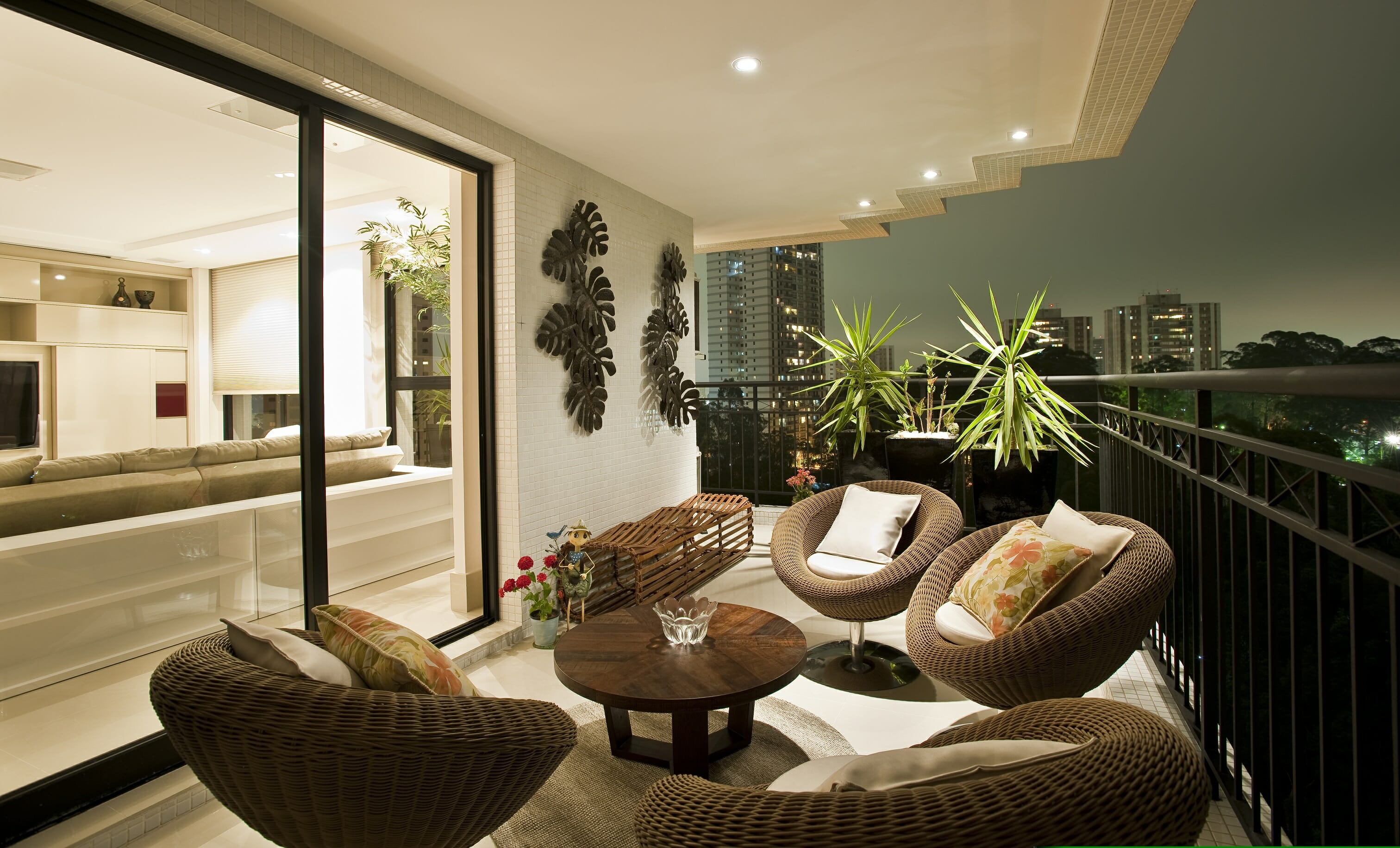 orlando-interior-decorator-maria-alice-aguilar-Residential-balcony-Decoration