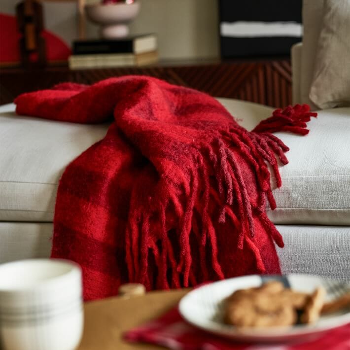 Cozy home decorating gift - throw blankets