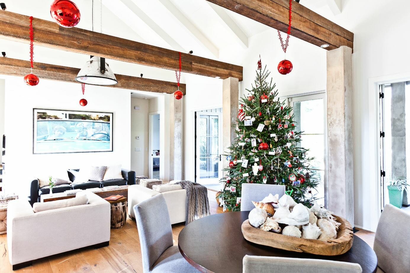 7 Best Modern Christmas Tree Ideas