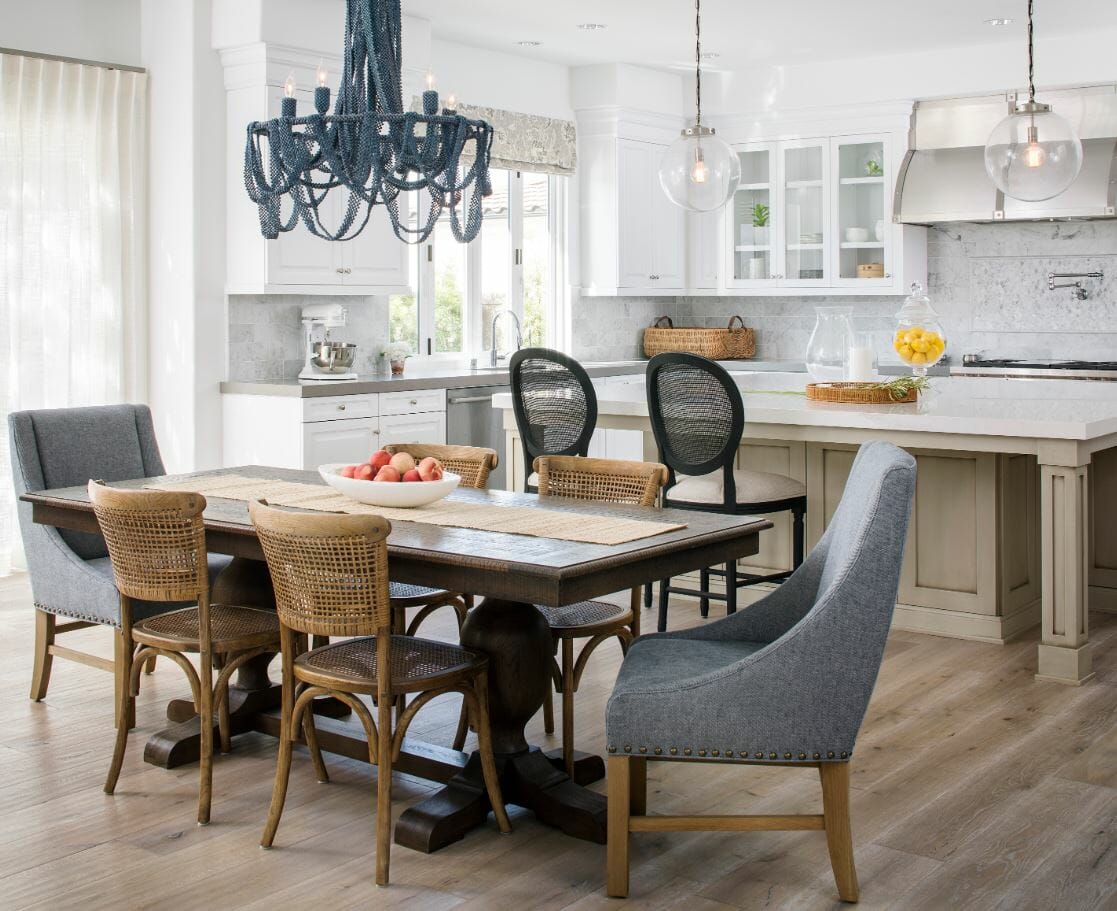 beachy kitchen and dining design by Corine M