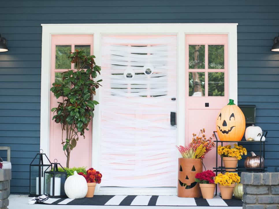 halloween home decor 2019 mummy door