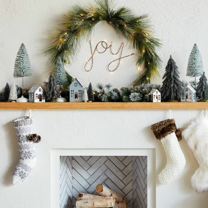 christmas decor trends 2019 twinkle lights