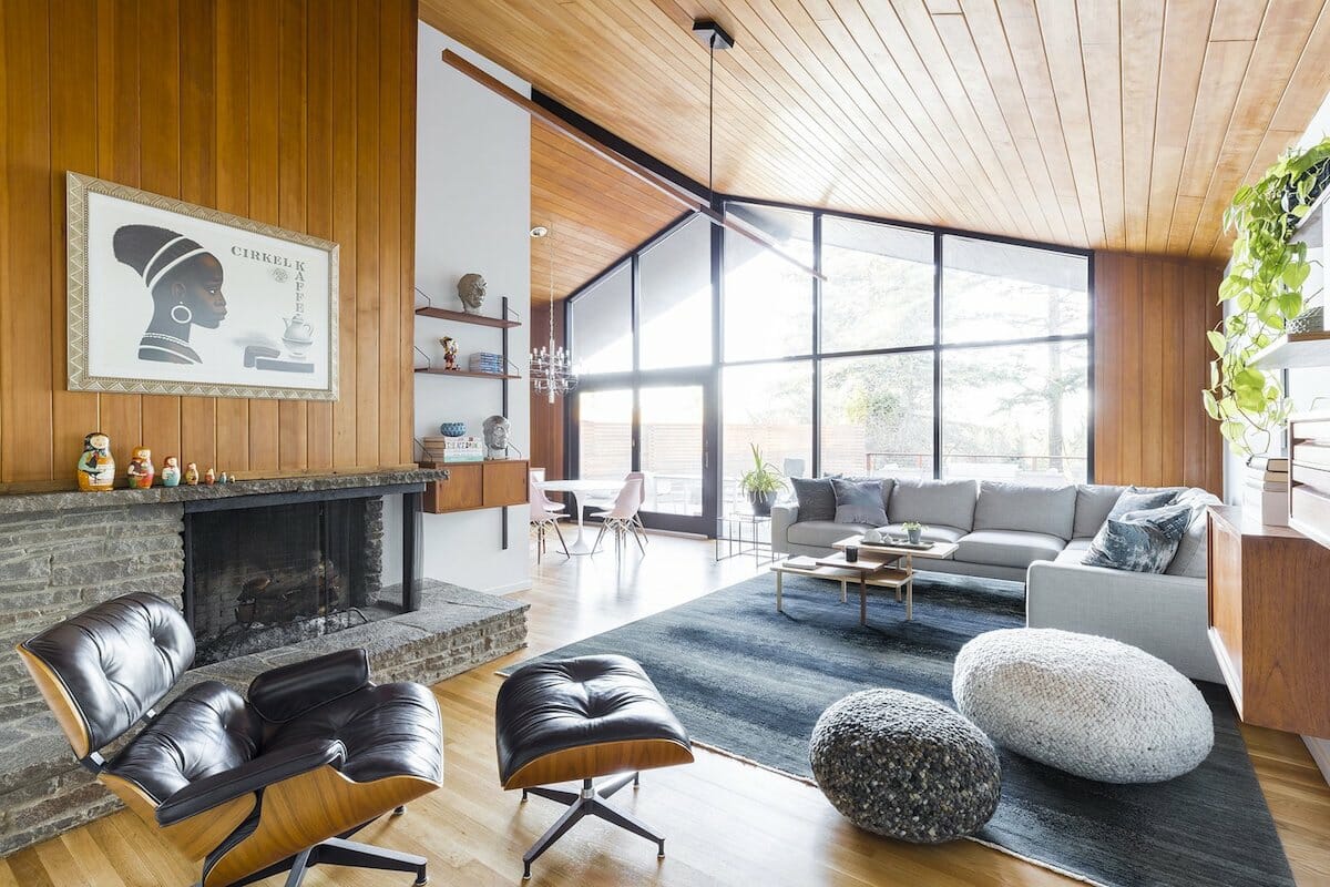 Open home with mid century modern interior design