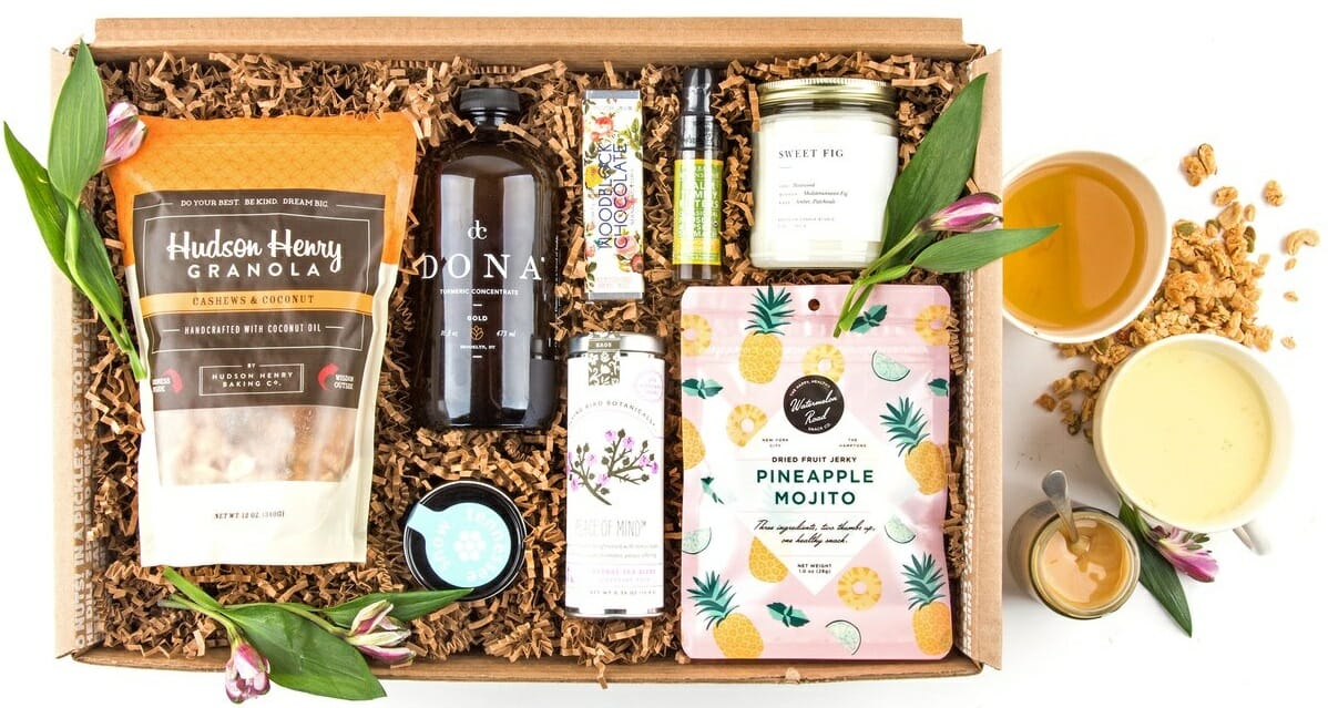 A box neatly packed with tasty and nurishing products as a gift box from Mouth's gift cards for Christmas