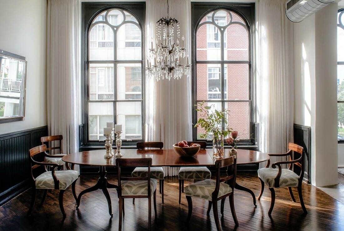 Beautiful classic dining room design by Michele Plachter an interior decorator in Philadelphia