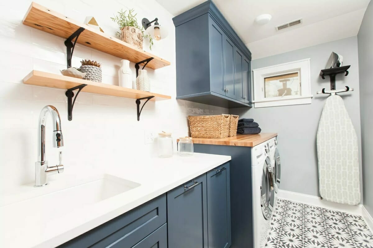 Small-Laundry-Room-Ideas-Blue-