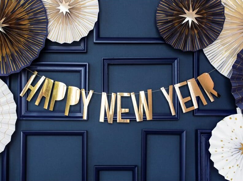 Decorate for New Year\'s Eve: Expert Ideas from Interior Designers -