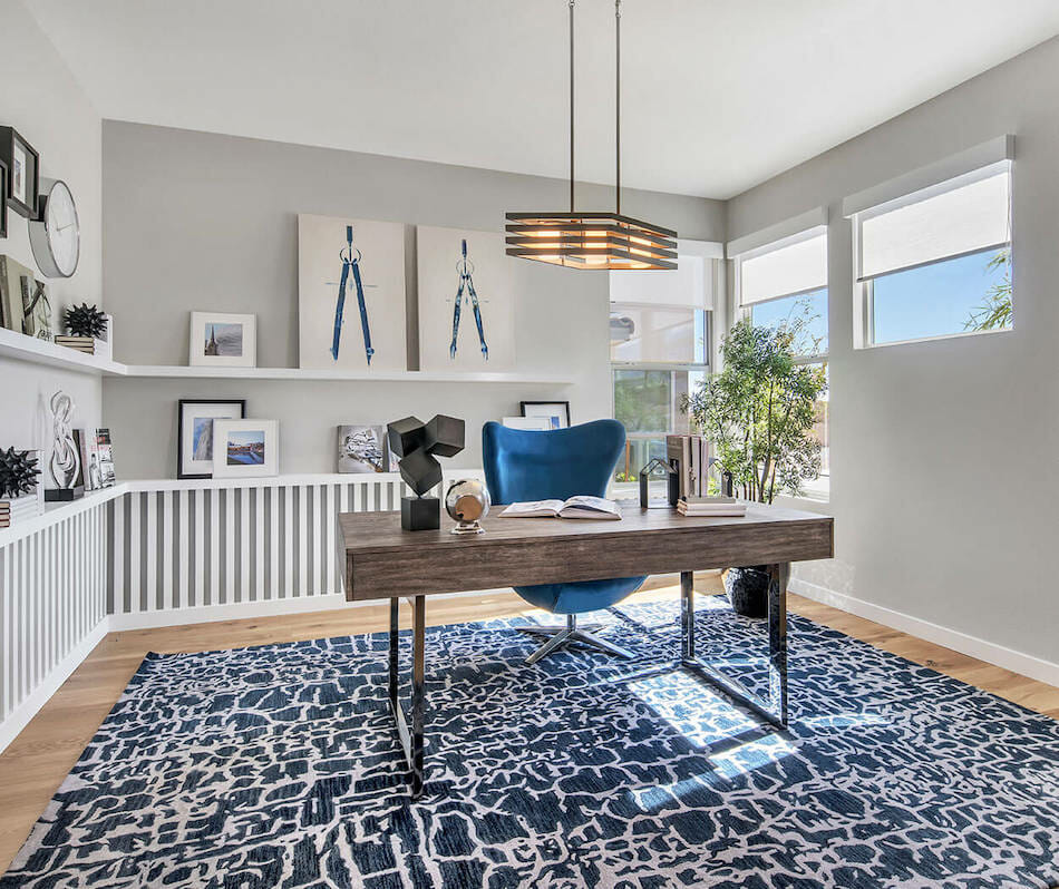 Blue accented home office interior design trends 2021