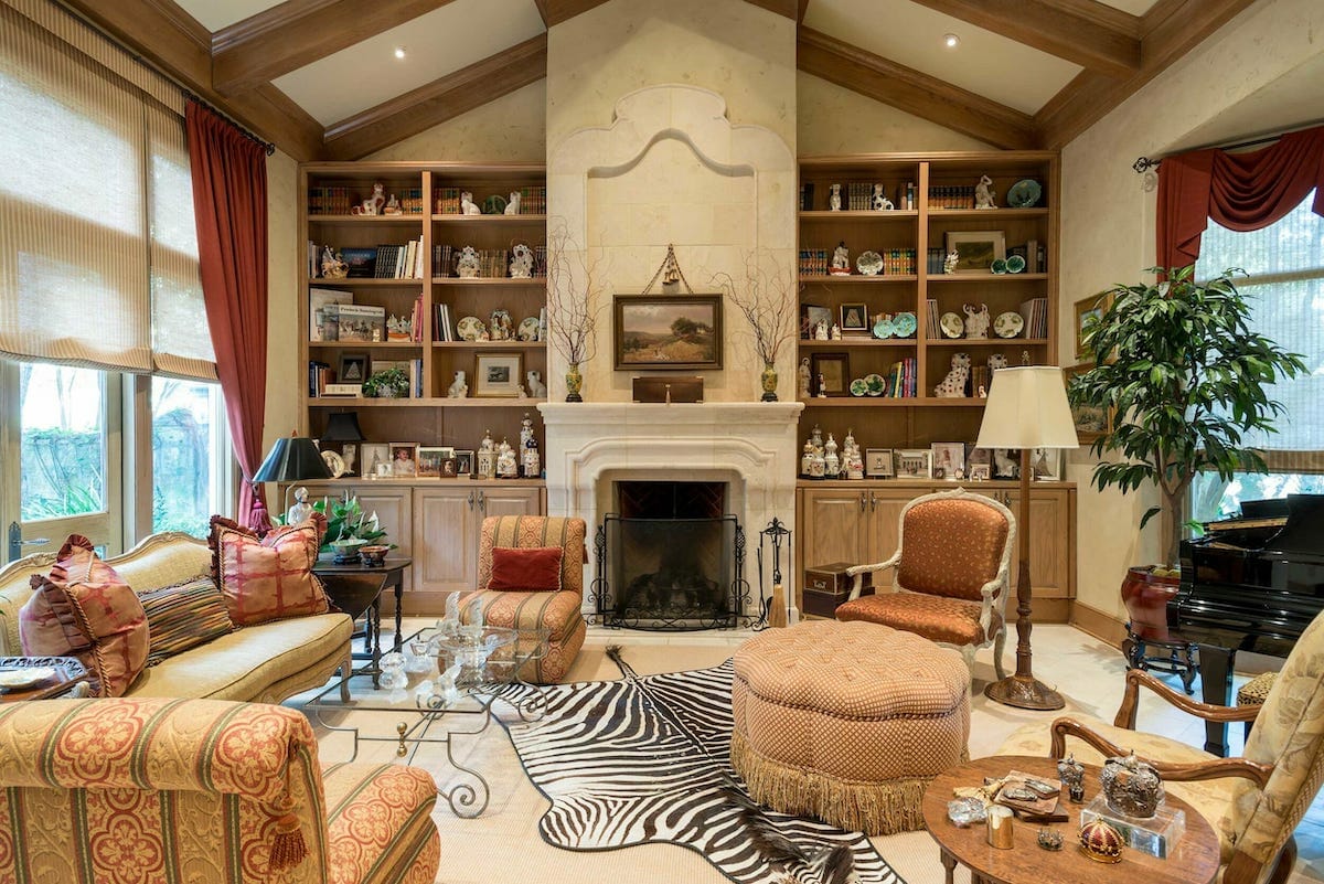 Traditional living room by one of the top San Antonio interior designers Derrick Dodge