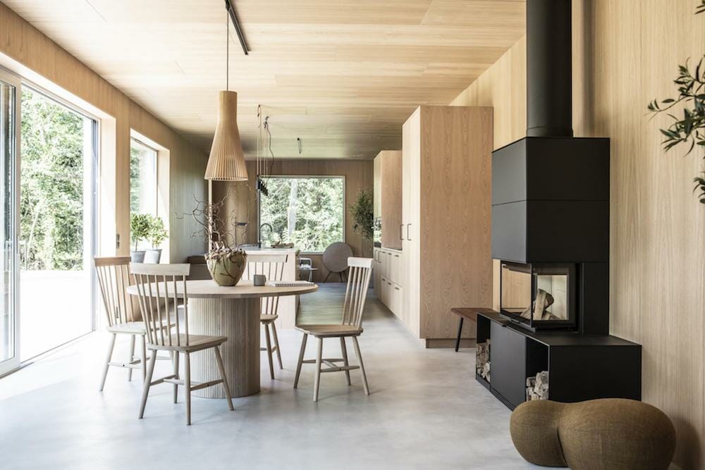 Scandinavian-decor-for-open-living