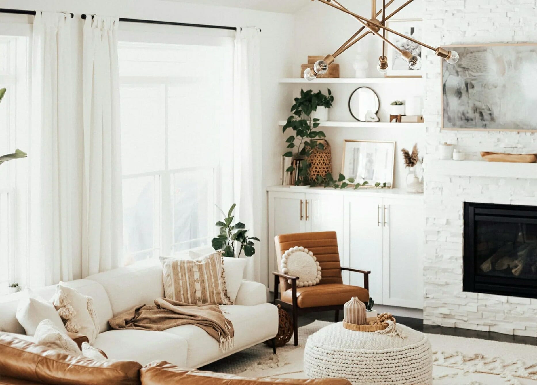 Cozy Bohemian interior design living room - Article