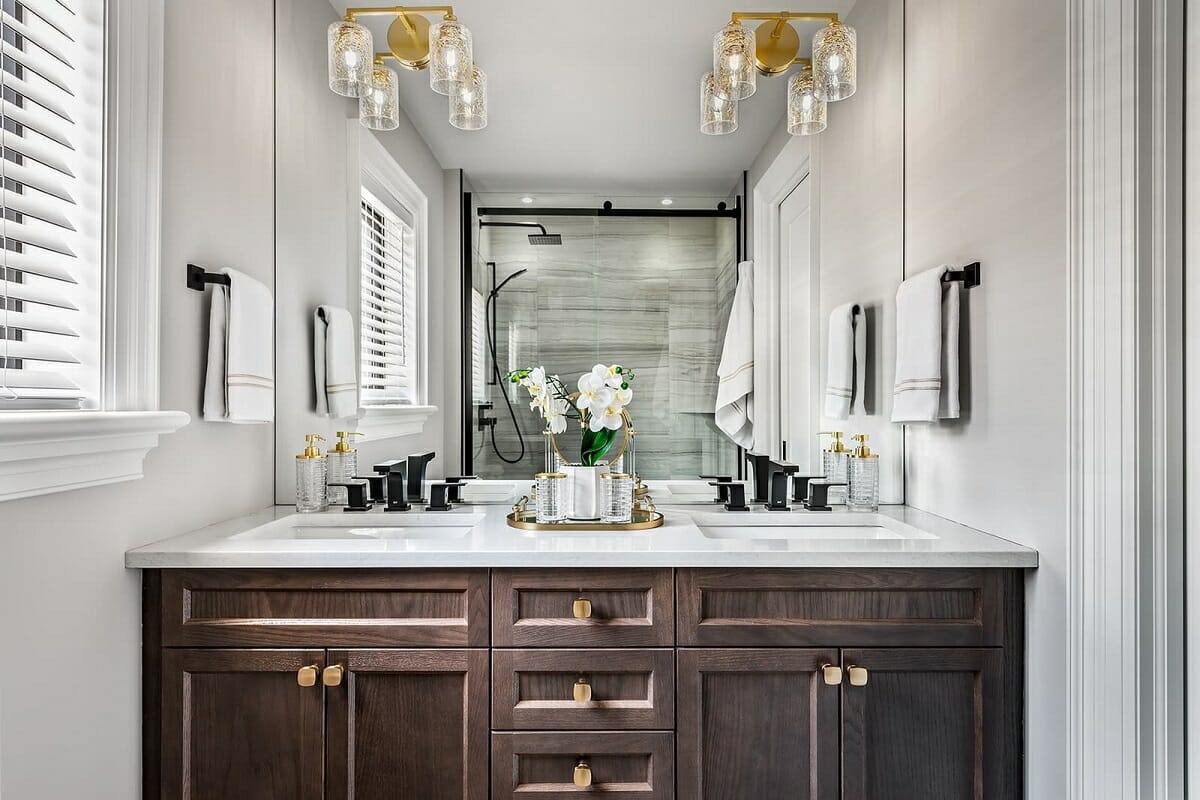 Small bathroom interior design by Jane Lockhart