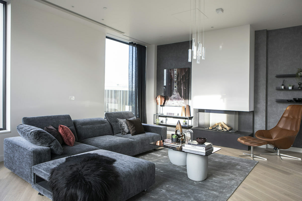 Contemporary masculine apartment decor by Decorilla designer Katerina P.