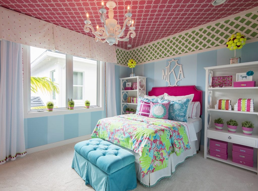 Kids' room wallpaper ideas by Decorilla designer, Kristin W.
