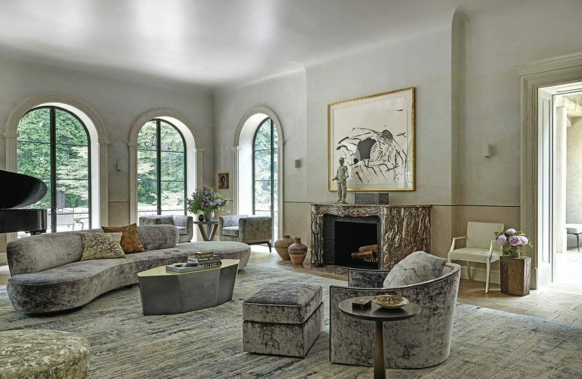 Modern-living-room-by-top-interior-decorator-in-baltimore-Patrick-Sutton-e1633989596569