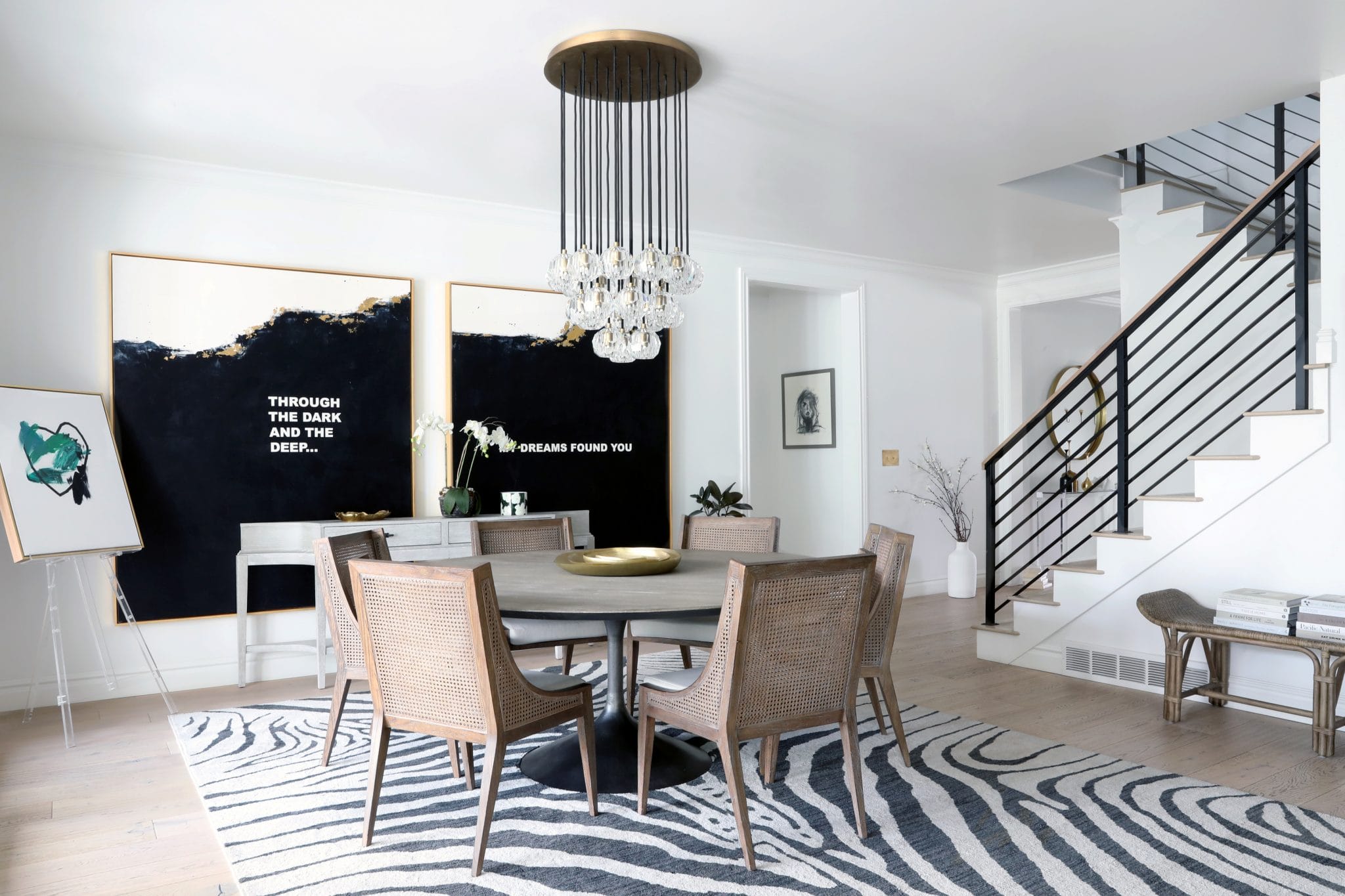 13 Timeless Furniture Pieces That Won’t Go Out of Style - Decorilla ...