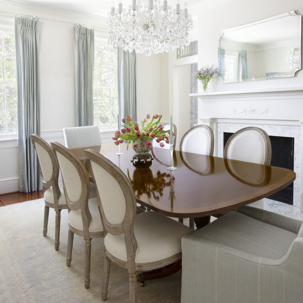Timeless dining room interior by Decorilla designer, Lauren L.