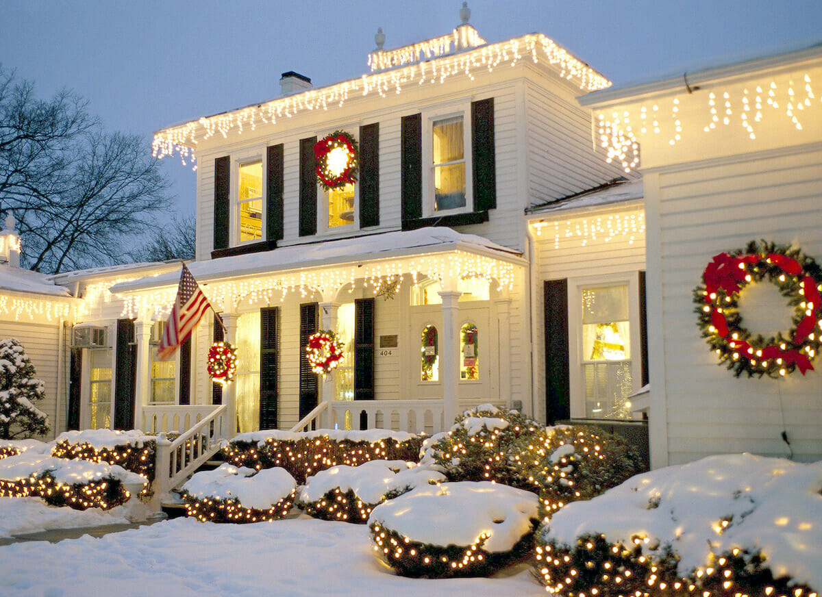 Elegant Christmas door decorations