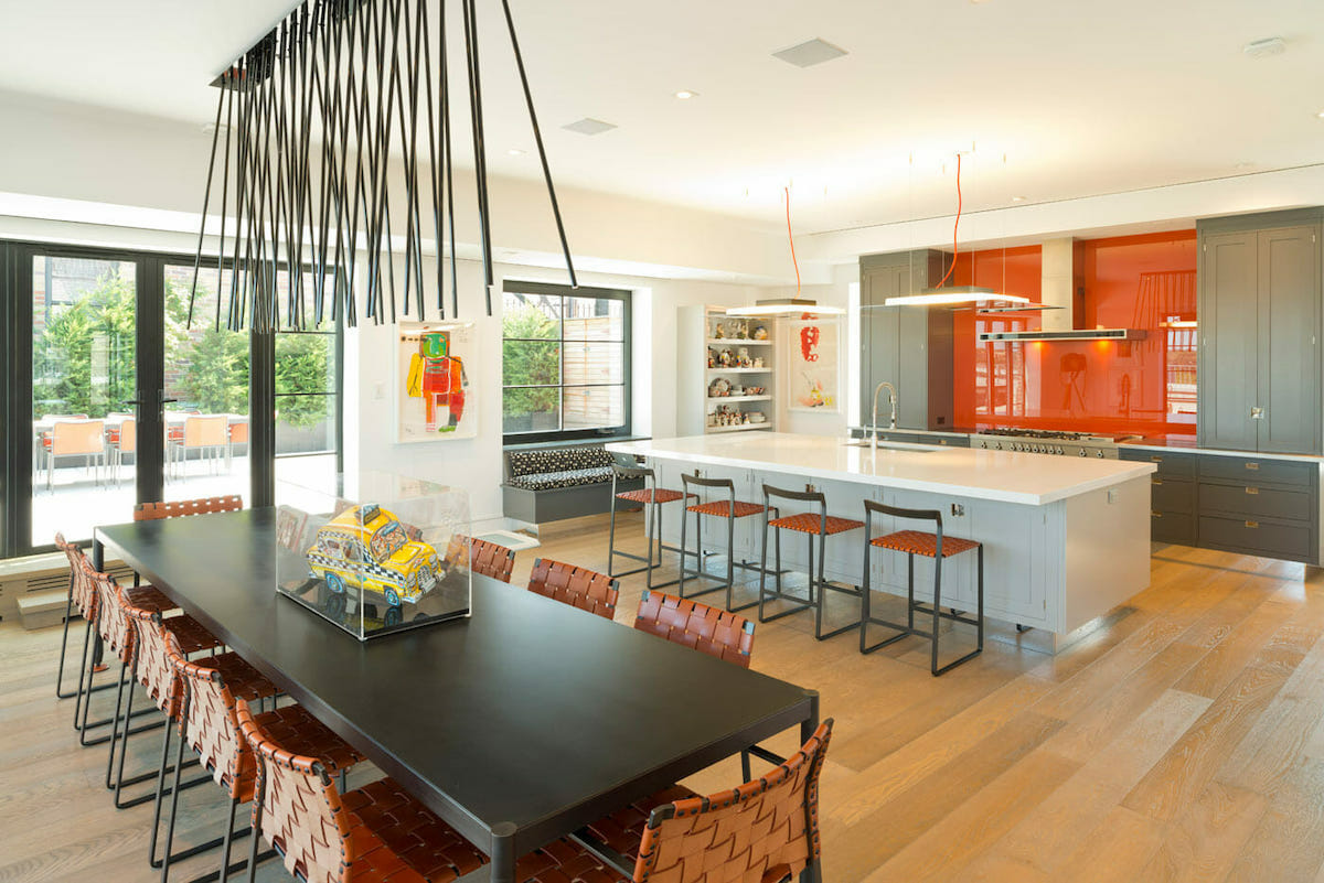 Contemporary penthouse design by Decorilla's NYC interior designer, Susan W.
