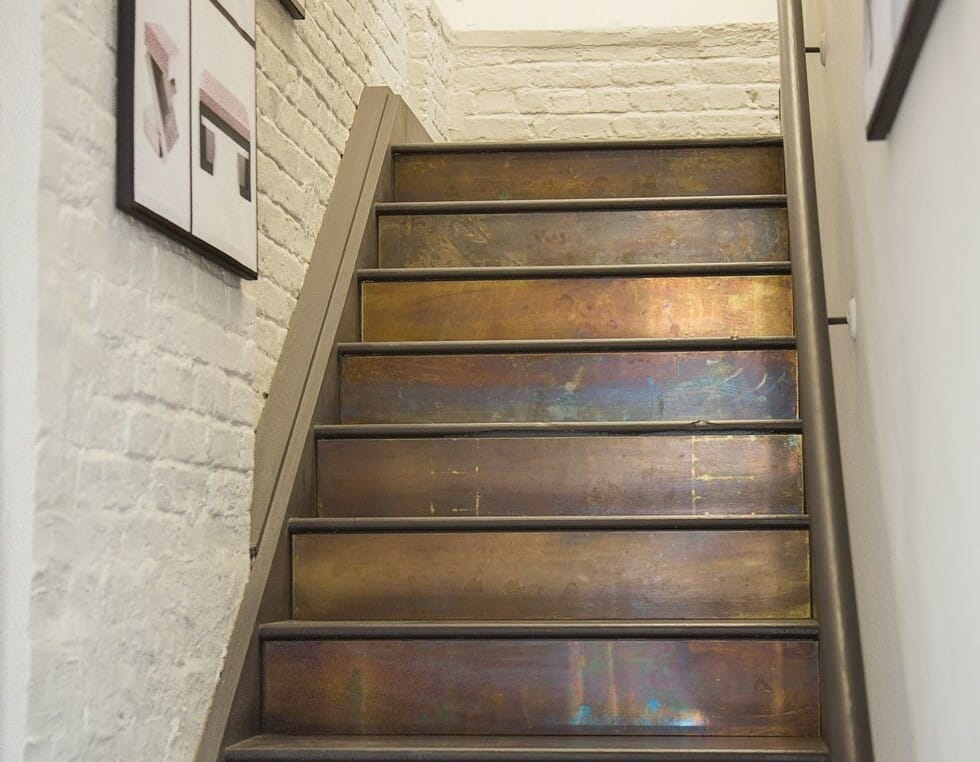 Colored raisers staircase decorating ideas