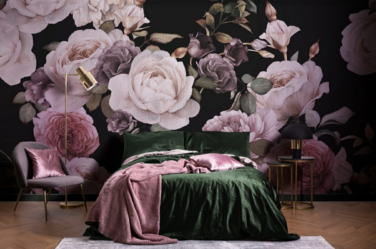 Dark home interior - Hovia