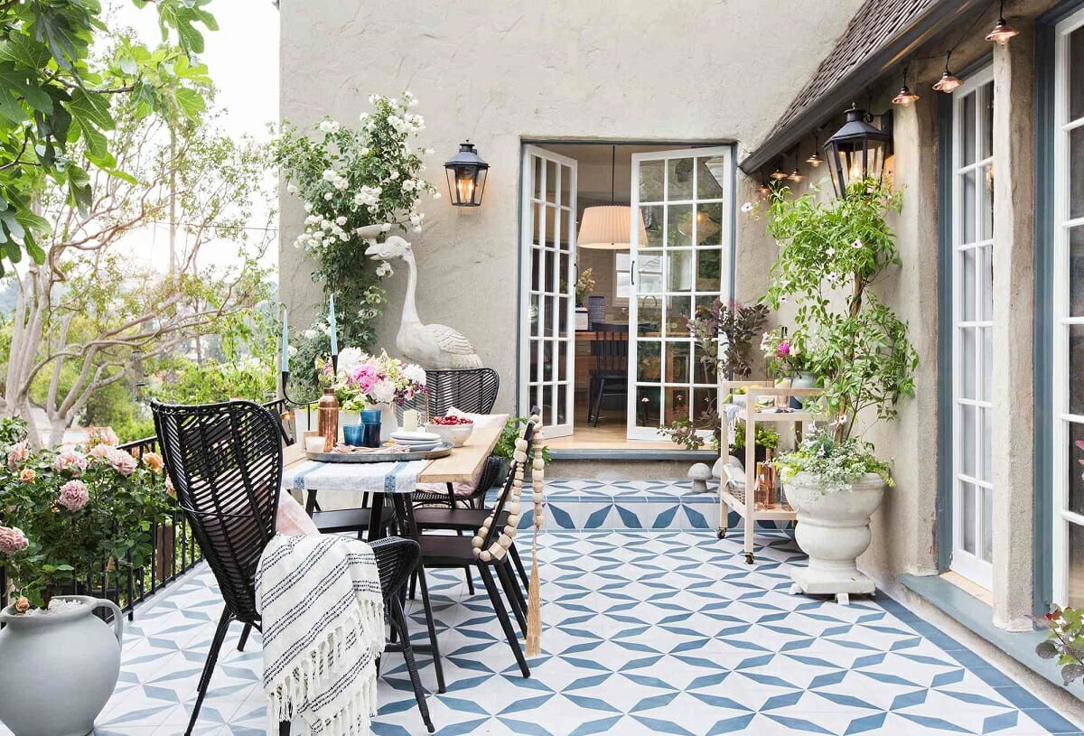 Small backyard patio ideas with tile - EHD