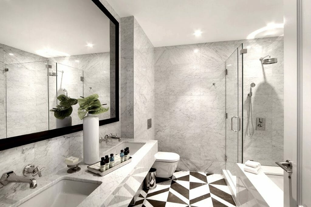 8 Best Marble Bathroom Ideas for a Polished Look - Decorilla Online ...