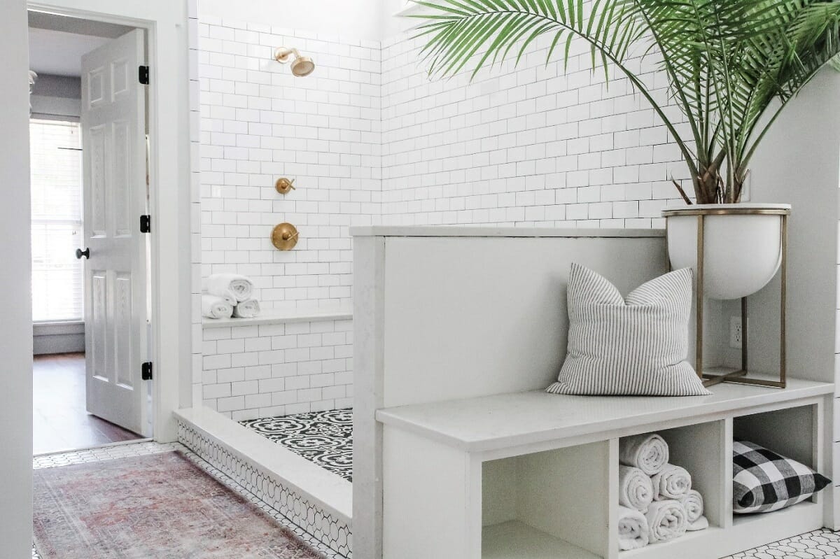 Airbnb bathroom design - Casey H