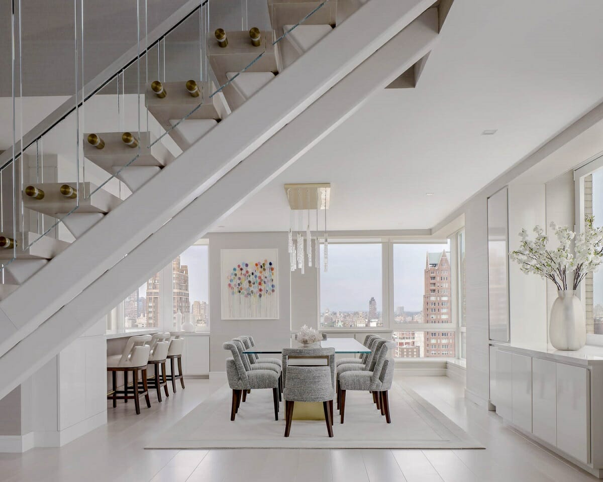 One of the top Greenwich interior designers - Linda Ruderman