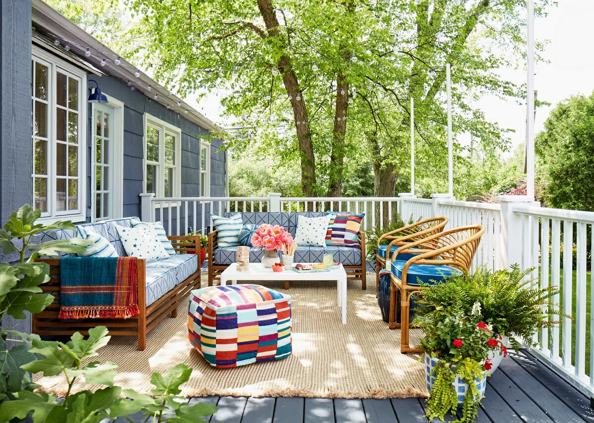 Colorful patio furniture ideas - BHG