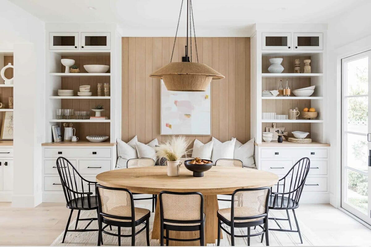 Interior design principles details in an dining room - Mindy Gayer