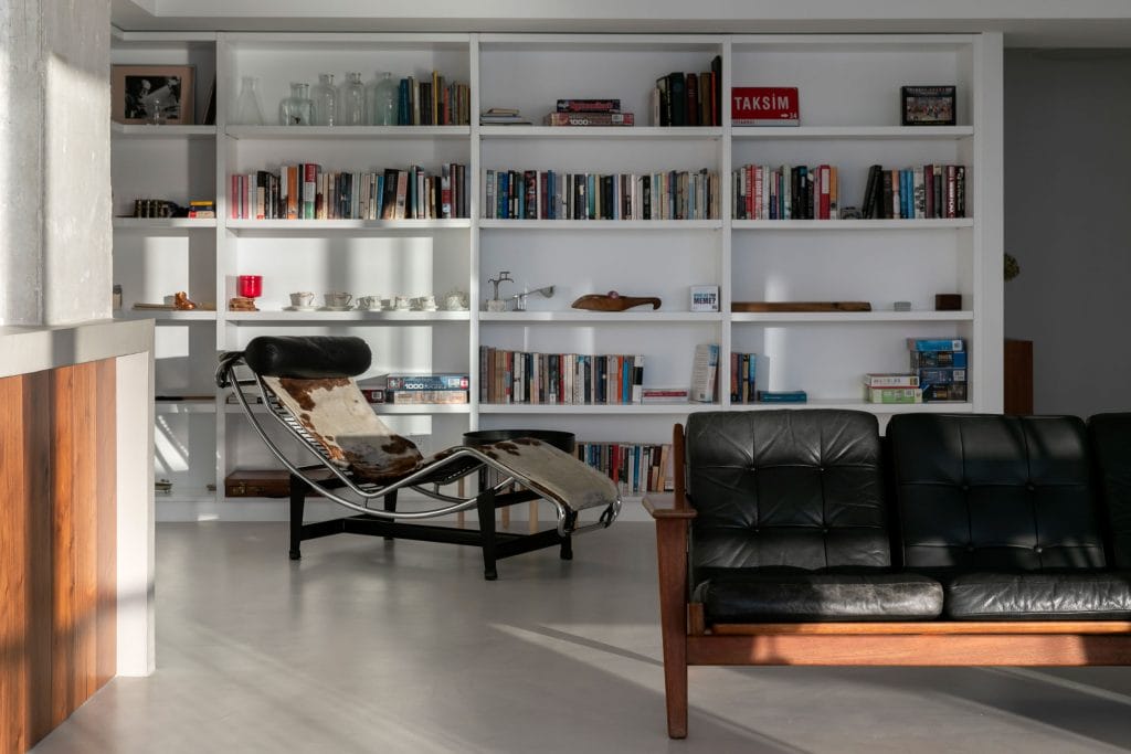 Contemporary Scandinavian decor in a home office by Decorilla designer, Jasmine T.
