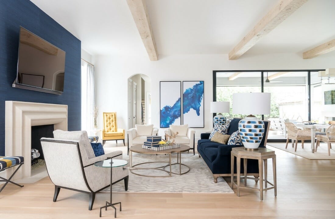 Contemporary family room furniture - Traci Connel Interiors