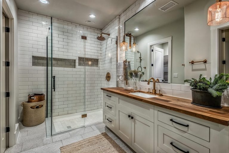Modern Farmhouse Interior Design: 7 Best Tips To Create Your Own