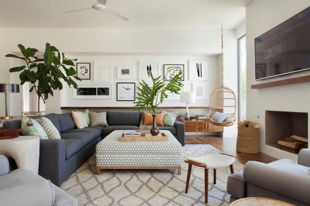 Family-Friendly Living Room Ideas for Childproof Design - Decorilla ...