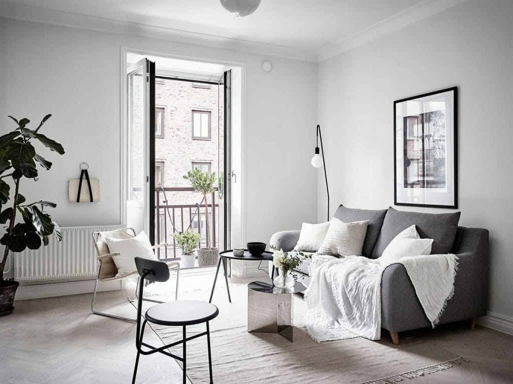 How to Brighten a Dark Room: Top 10 Designer Tips and Tricks