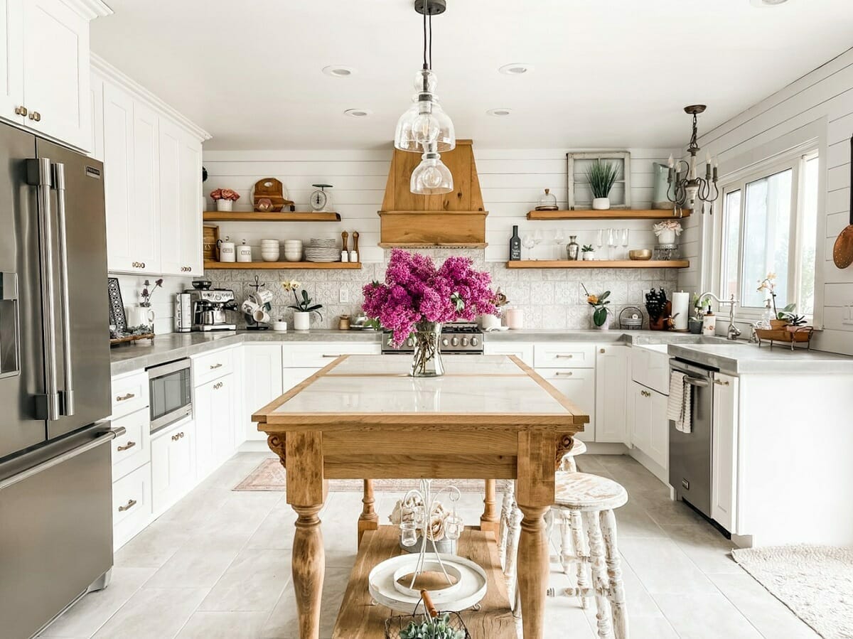 Types of interior design - Shabby chic kitchen by Nikki G