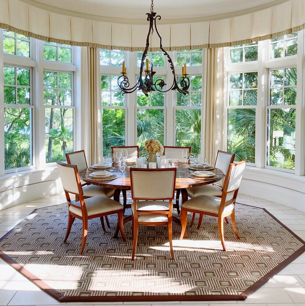 Dining room by one of the top Decorilla interior designers in Westport CT Samanta S
