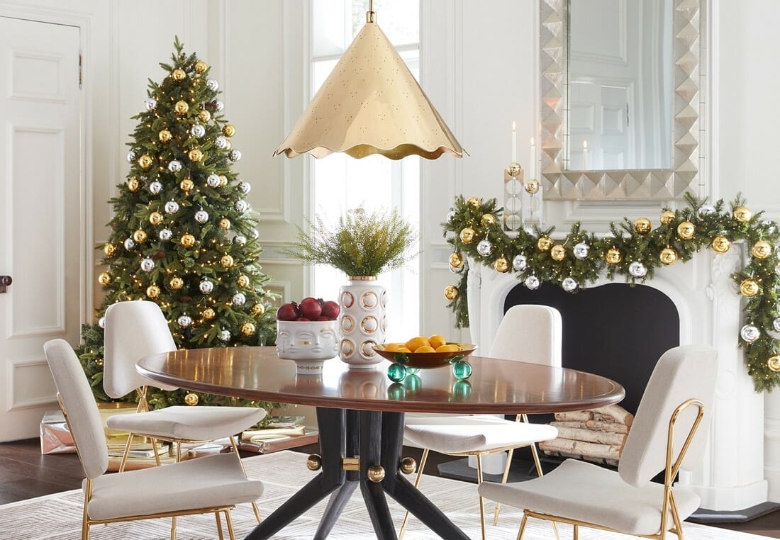 Elegant Christmas tree ornaments and mantel ideas