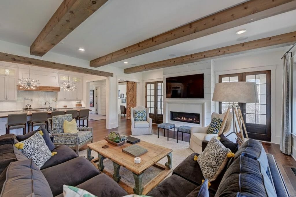 Before & After: Cozy Cottage Interior Design - Decorilla Online ...